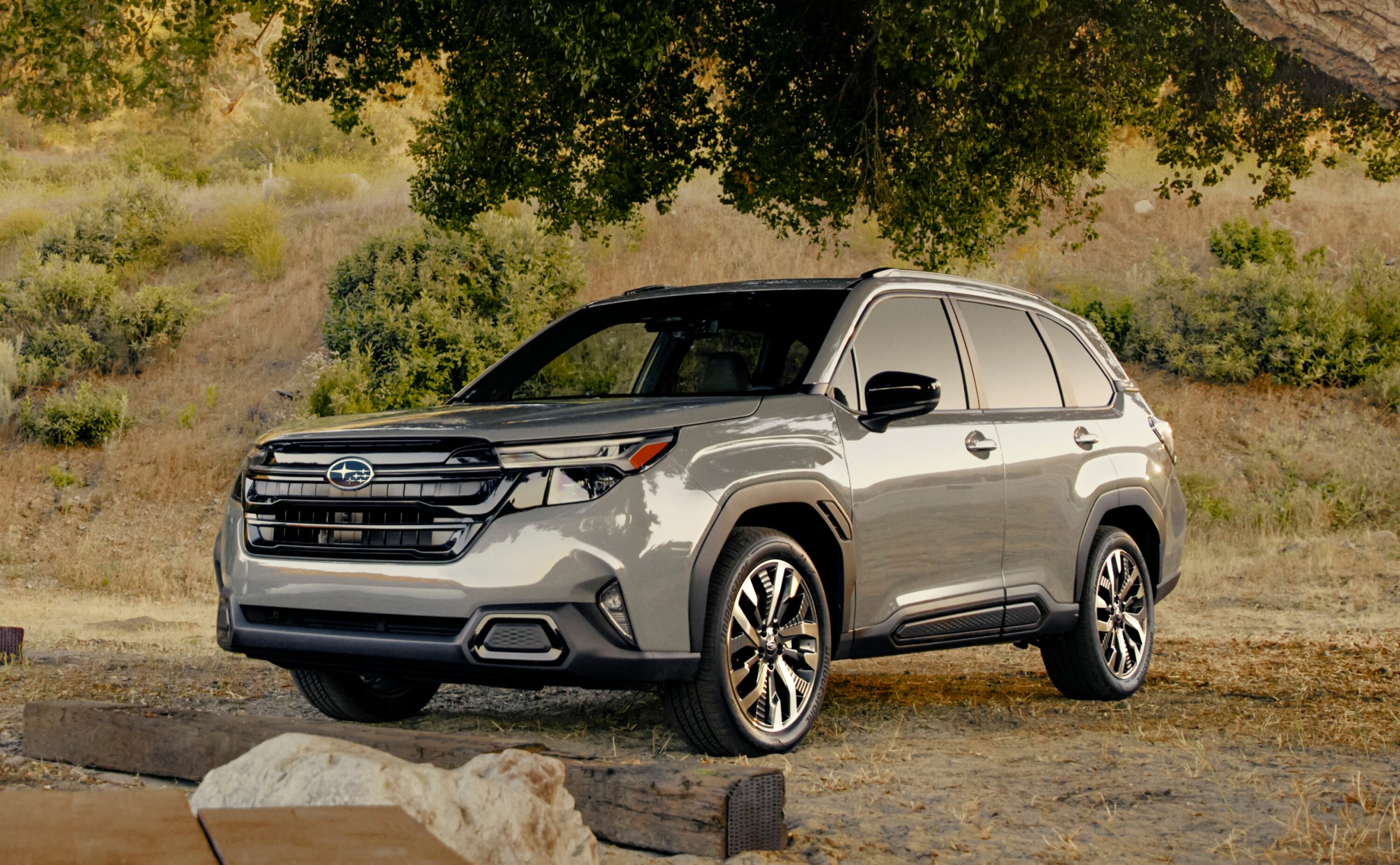 giá xe subaru forester